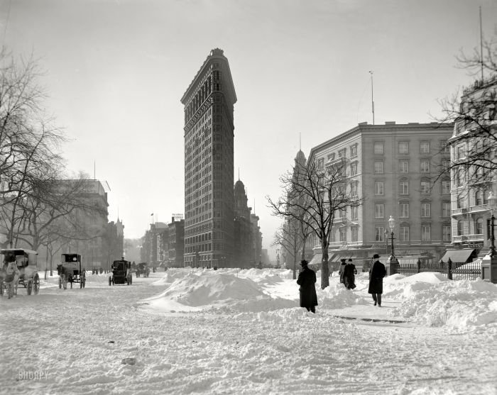 History: Black and white city photography, United States