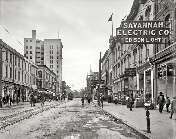 History: Black and white city photography, United States