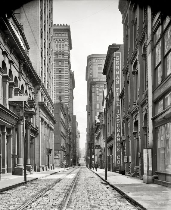 History: Black and white city photography, United States