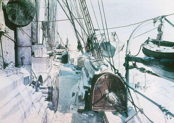 History: Antarctica in color by Frank Hurley, 1915