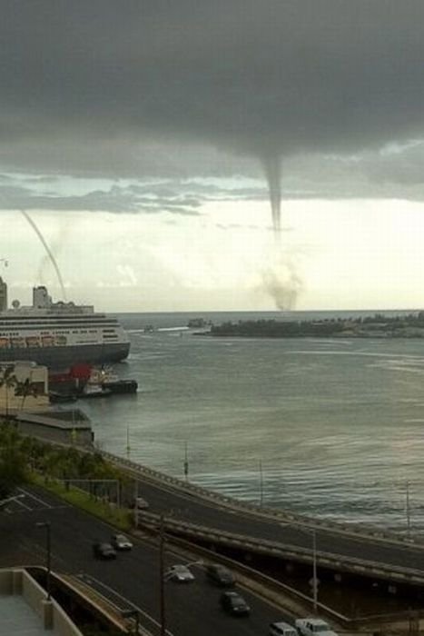 hawaiian tornadoes