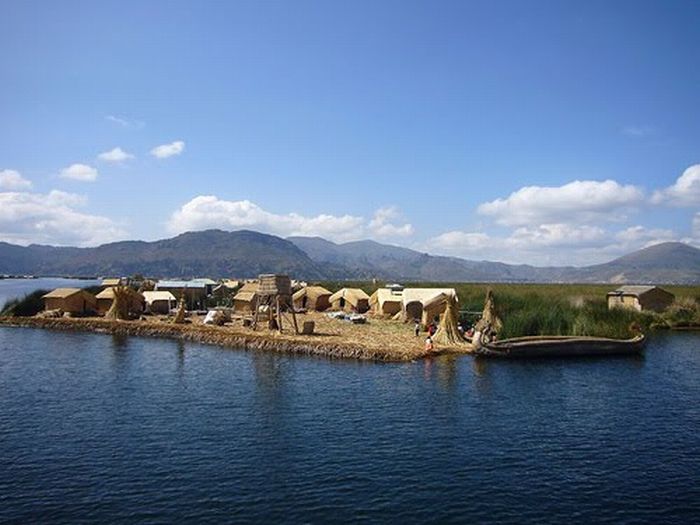 Uros people, floating islands of Lake Titicaca, Peru, Bolivia