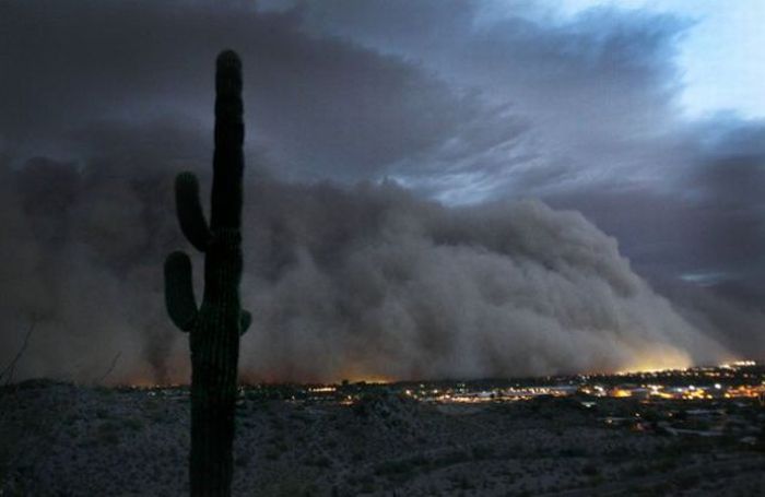 Dust storm 2011, Phoenix, Arizona