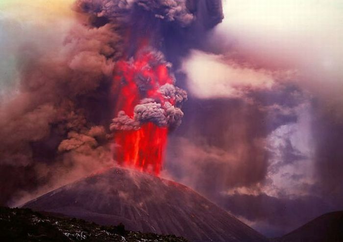 volcanoes around the world