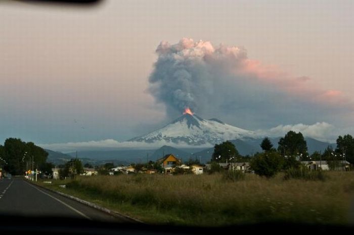 volcanoes around the world