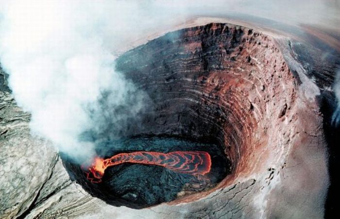 volcanoes around the world