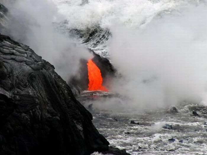 volcanoes around the world