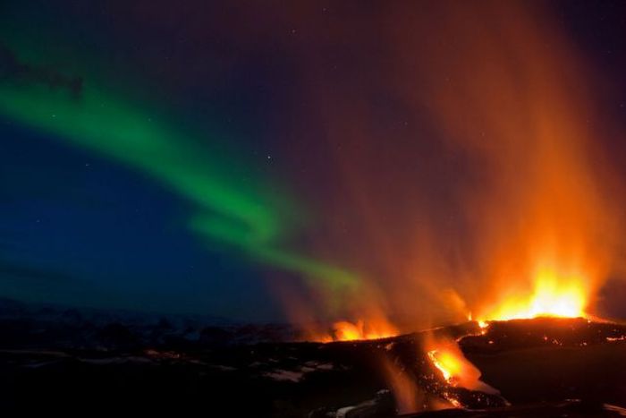 volcanoes around the world