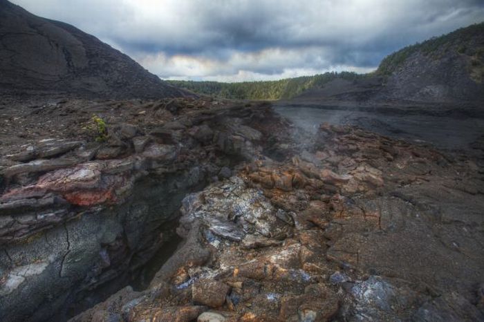 volcanoes around the world