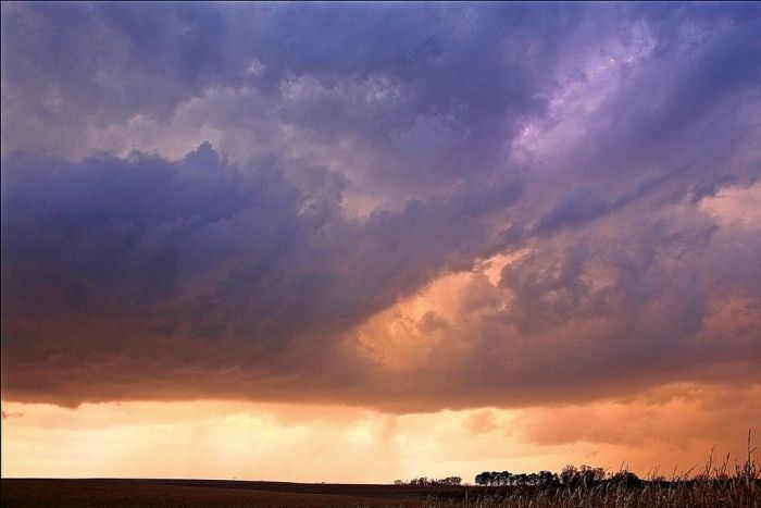 clouds formation before the storm