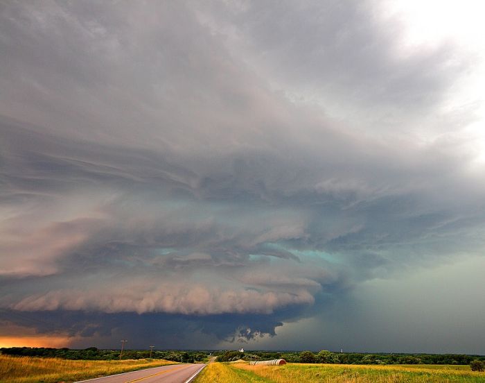 clouds formation before the storm