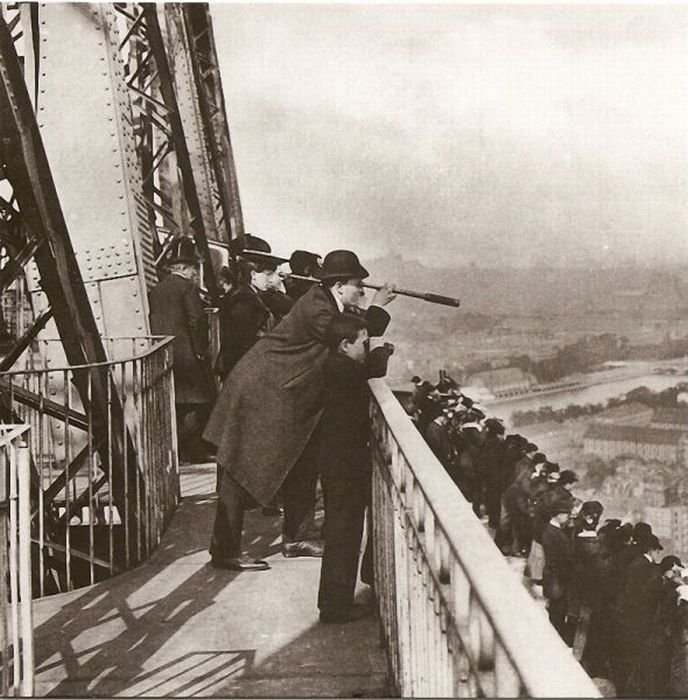 History: Old photos of Paris, 1900, France