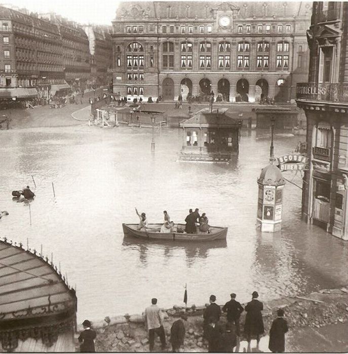 History: Old photos of Paris, 1900, France