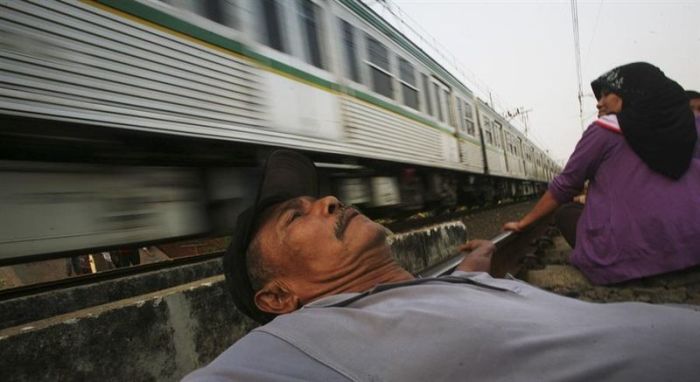 Railroad tracks therapy, Rawa Buaya, Jakarta, Indonesia