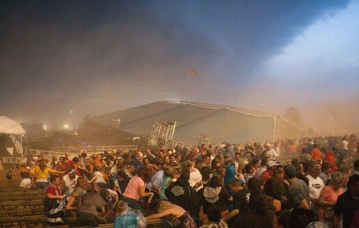 State Fair stage collapse, Indianapolis, Indiana, United States