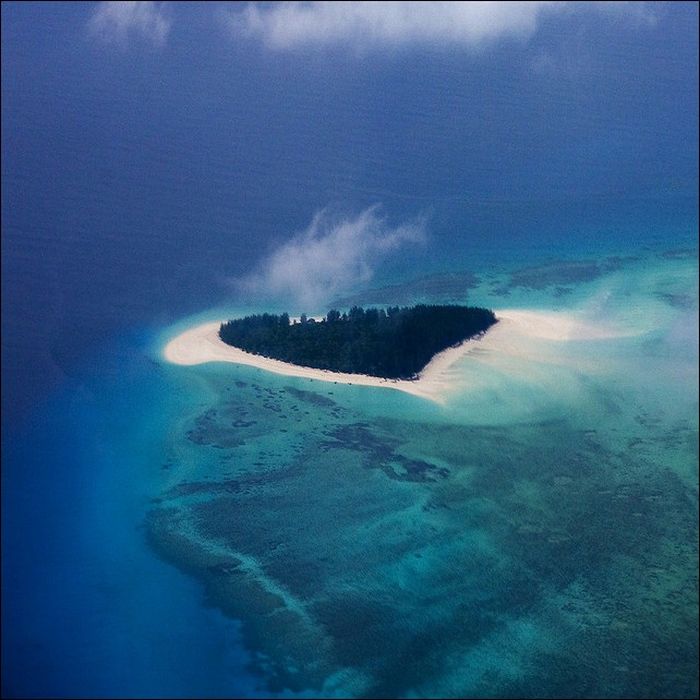 bird's-eye view aerial landscape photography