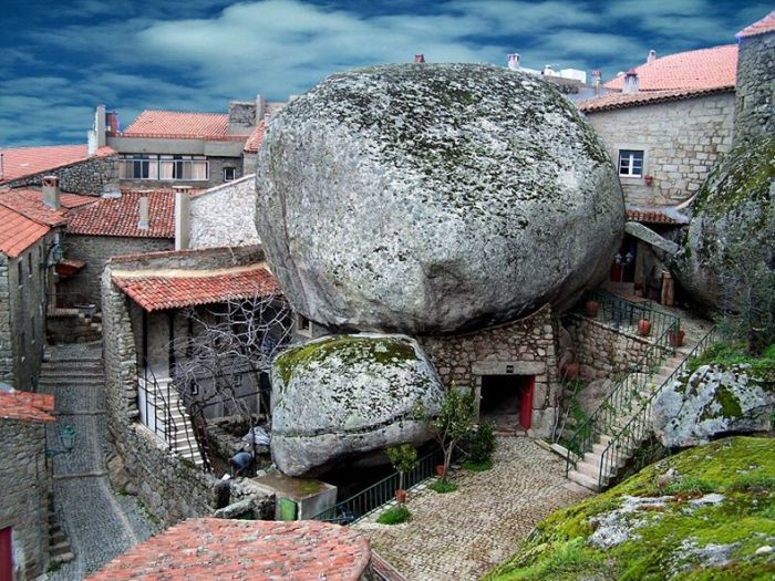 Monsanto village built among rocks, Portuguese Freguesia, Idanha-a-Nova, Portugal