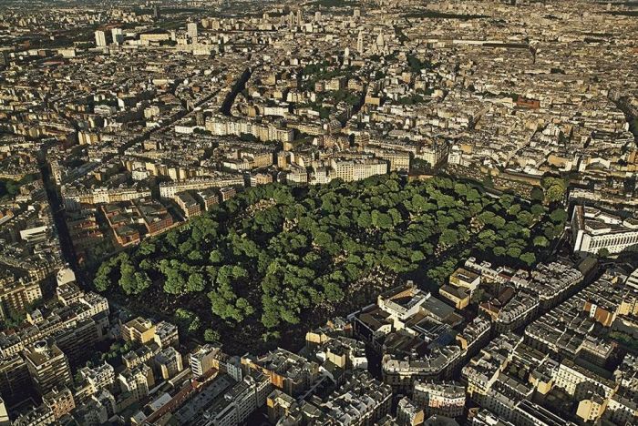 Bird's-eye view of Paris, France