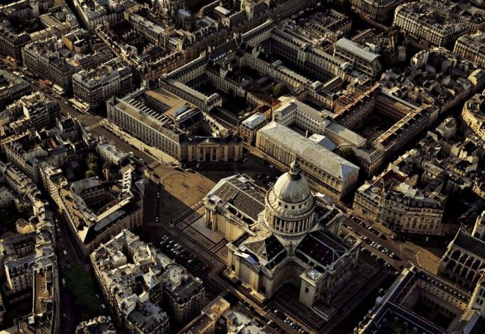 Bird's-eye view of Paris, France