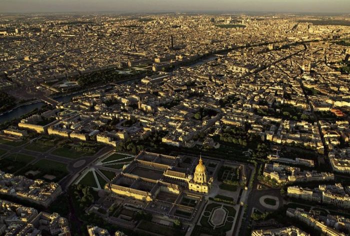 Bird's-eye view of Paris, France