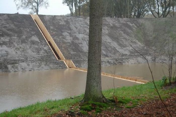 Fort de Roovere bridge, West Brabant Water Line, Netherlands