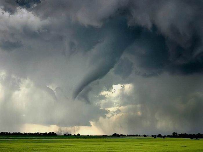 storms, lightnings and tornadoes