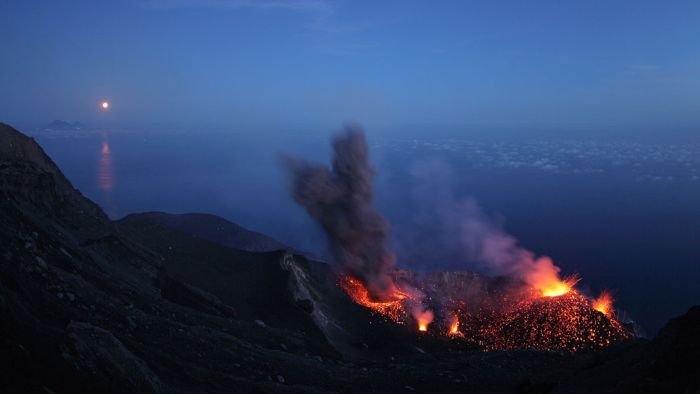 Volcano photography by Martin Rietze