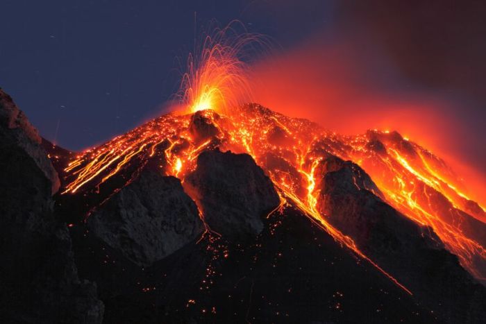 Volcano photography by Martin Rietze