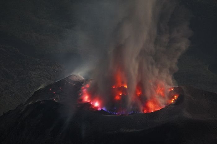 Volcano photography by Martin Rietze