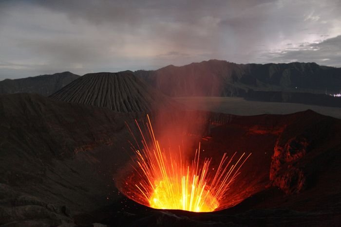 Volcano photography by Martin Rietze