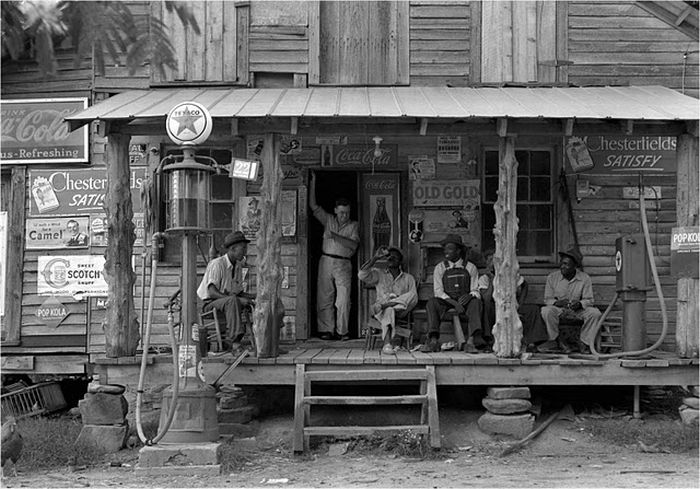 History: The Great Depression by Dorothea Lange, 1939-1943, United States