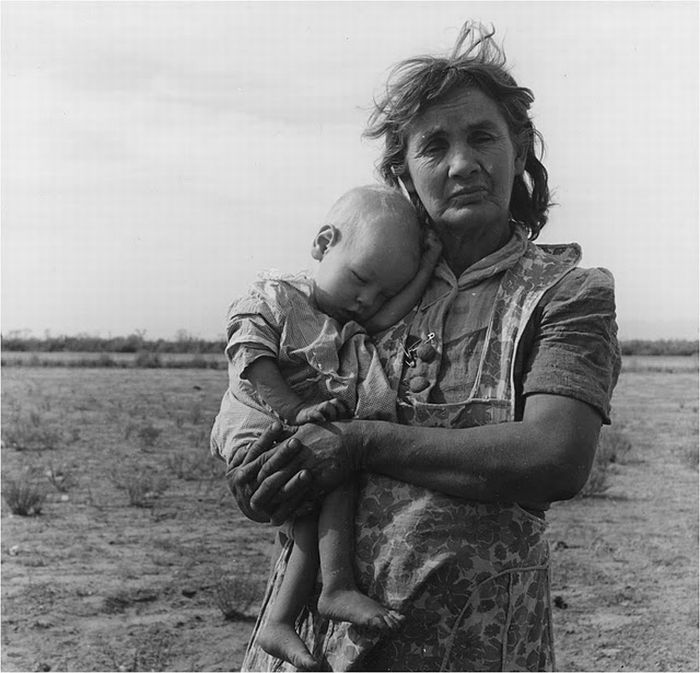 History: The Great Depression by Dorothea Lange, 1939-1943, United States