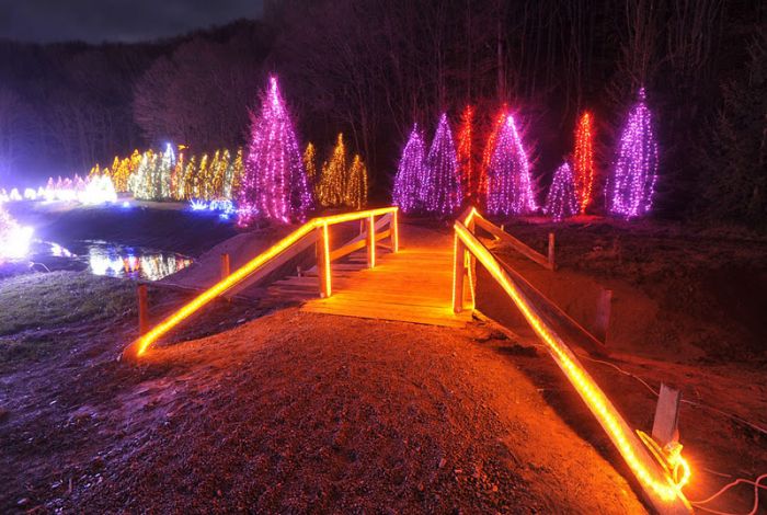 Christmas decoration with 1.2 million lights by Zlatko Salaj, Grabovinca, Croatia