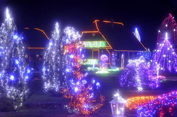 Christmas decoration with 1.2 million lights by Zlatko Salaj, Grabovinca, Croatia