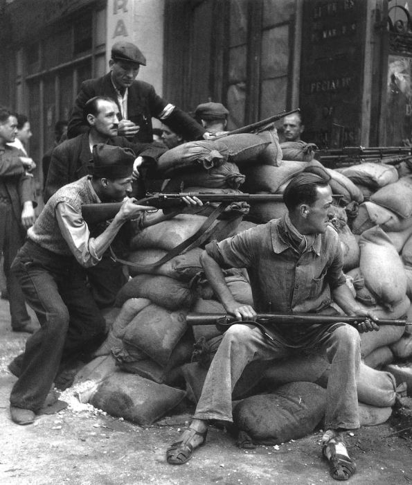 History: Paris in 1940-50s, France by Robert Doisneau