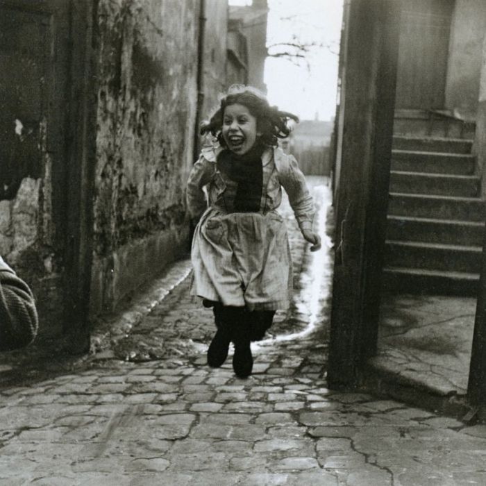 History: Paris in 1940-50s, France by Robert Doisneau