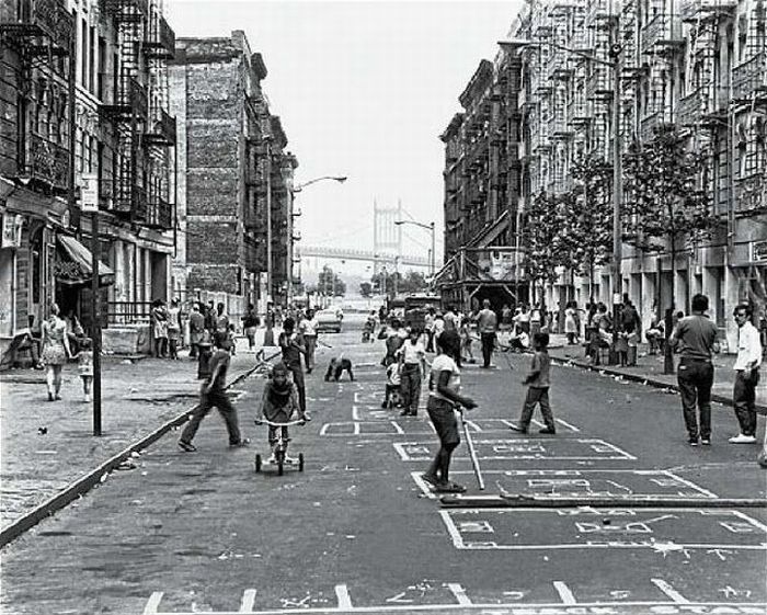 History: New York: Portrait Of A City by Reuel Golden, 1850-2009