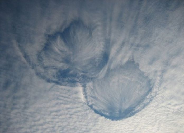 sky fallstreak hole cloud