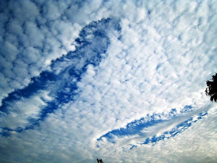 sky fallstreak hole cloud