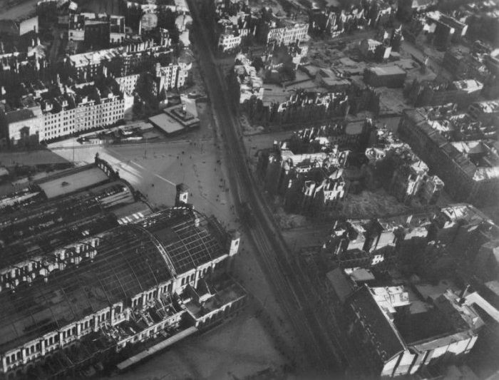 History: World War II photography, Berlin, Germany