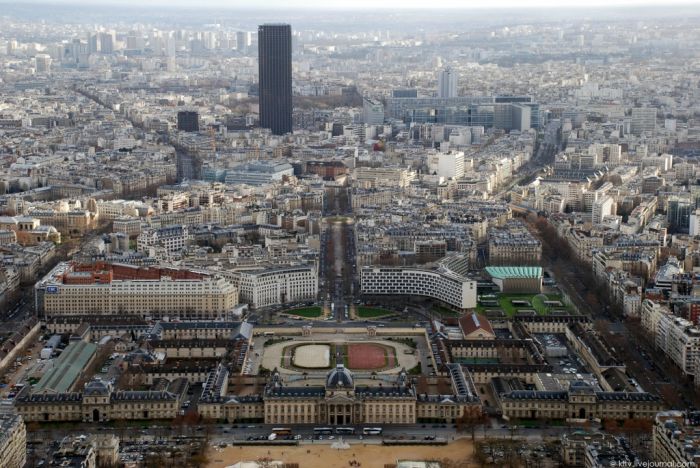 Bird's-eye view of Paris, France