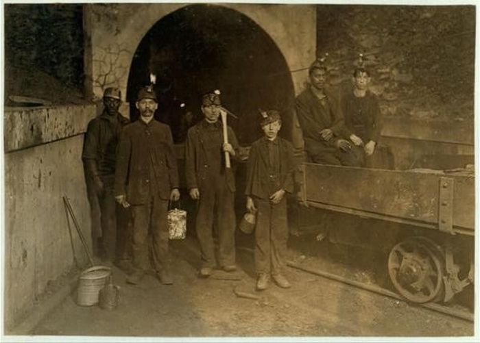 Child miners, 20th century, United States