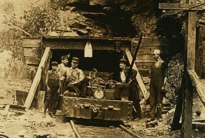 Child miners, 20th century, United States