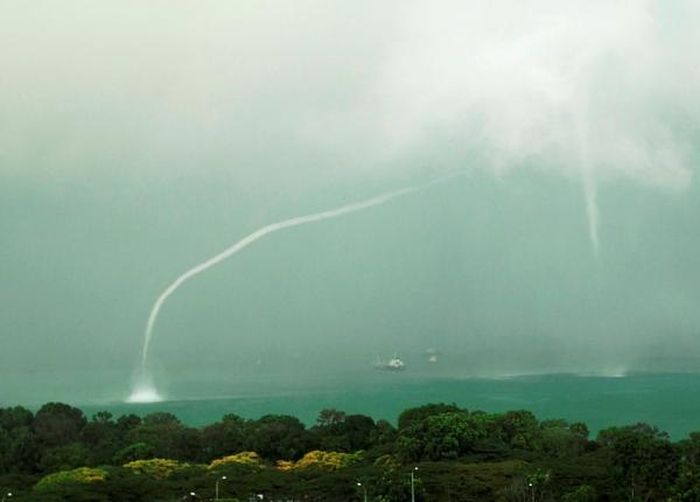 waterspout tornado