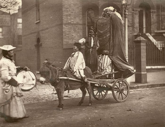 History: London, 1876-1877, England, United Kingdom