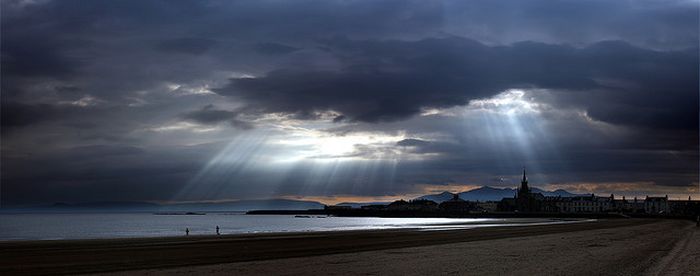 sunlight rays landscape photography