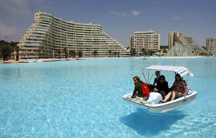 San Alfonso del Mar pool and resort, Algarrobo, Chile