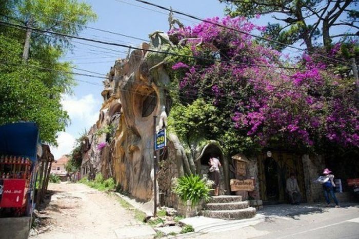 Hang Nga guesthouse, Crazy House, Đà Lạt, Vietnam