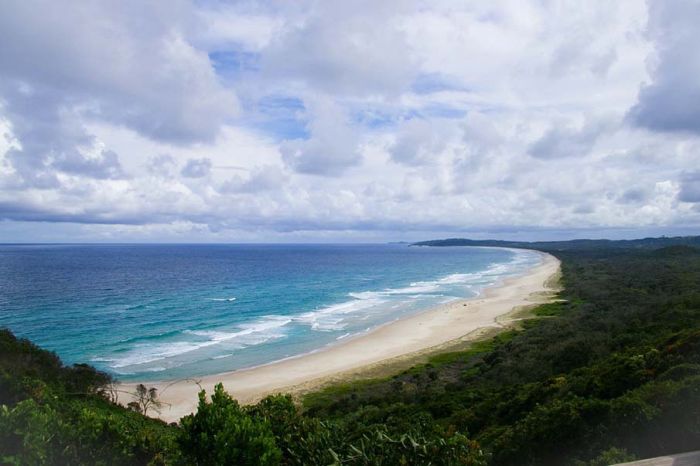 photos of beaches and shorelines