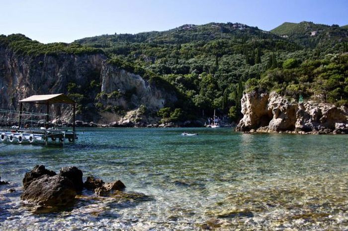 photos of beaches and shorelines